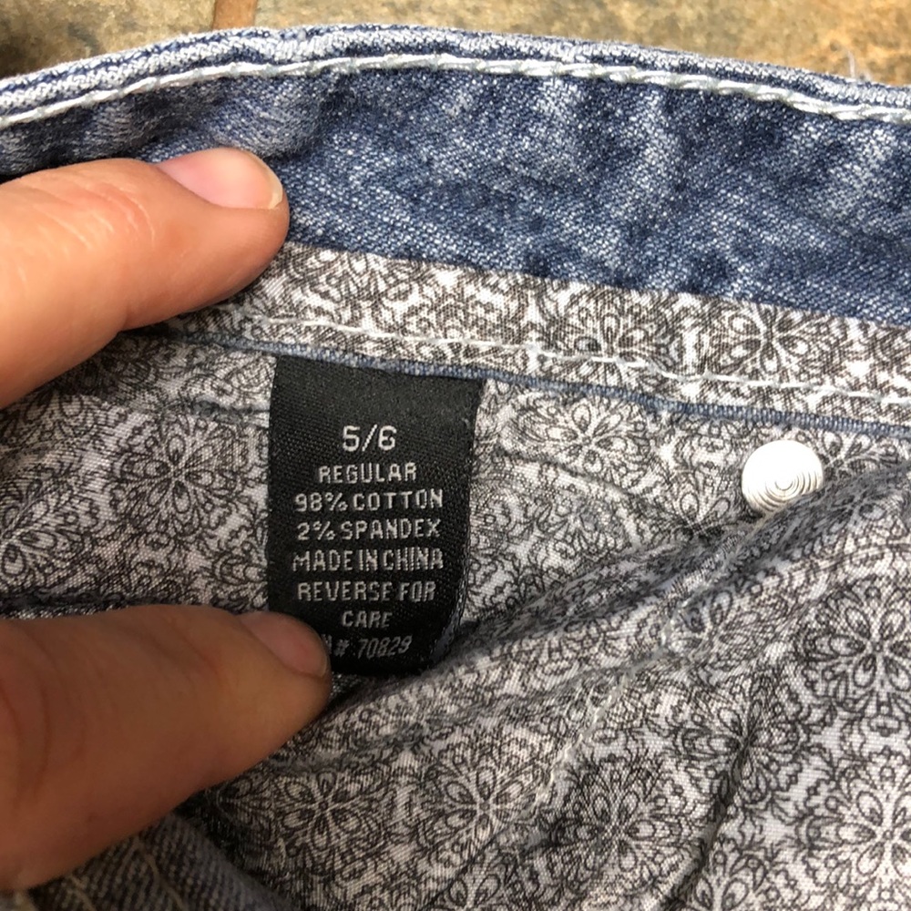 Jeans - Picture 6 of 6